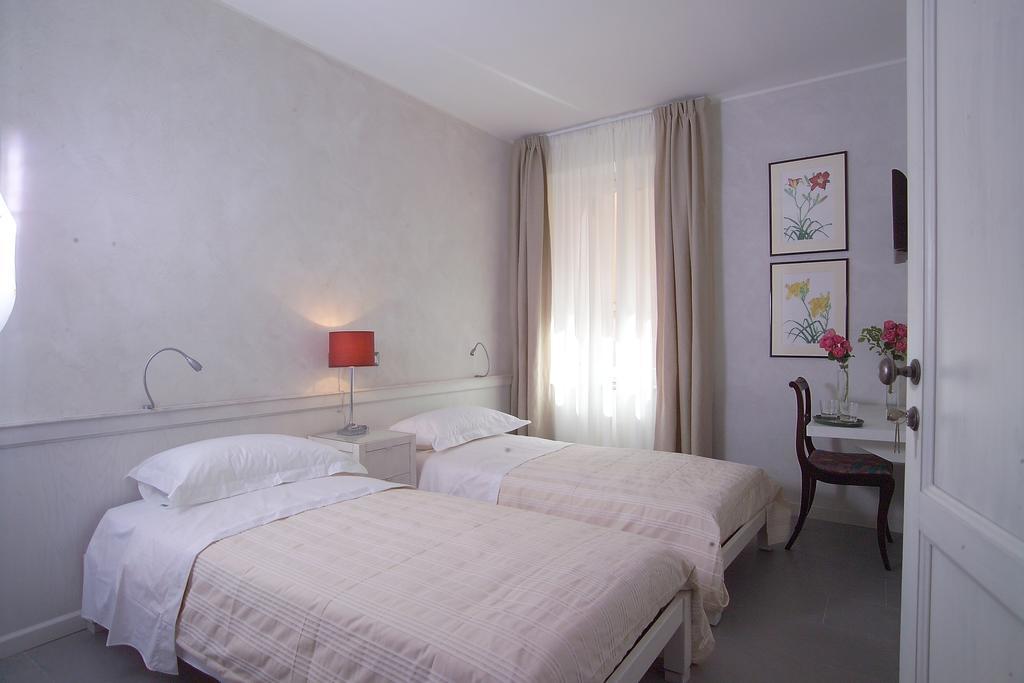 Stazione Di Posta San Gemini Bed and Breakfast Rum bild
